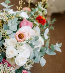 Offrez à vos invités et à vous le service de fleuriste unique "Le Jardin d'Audrey - fleuriste passionnée"